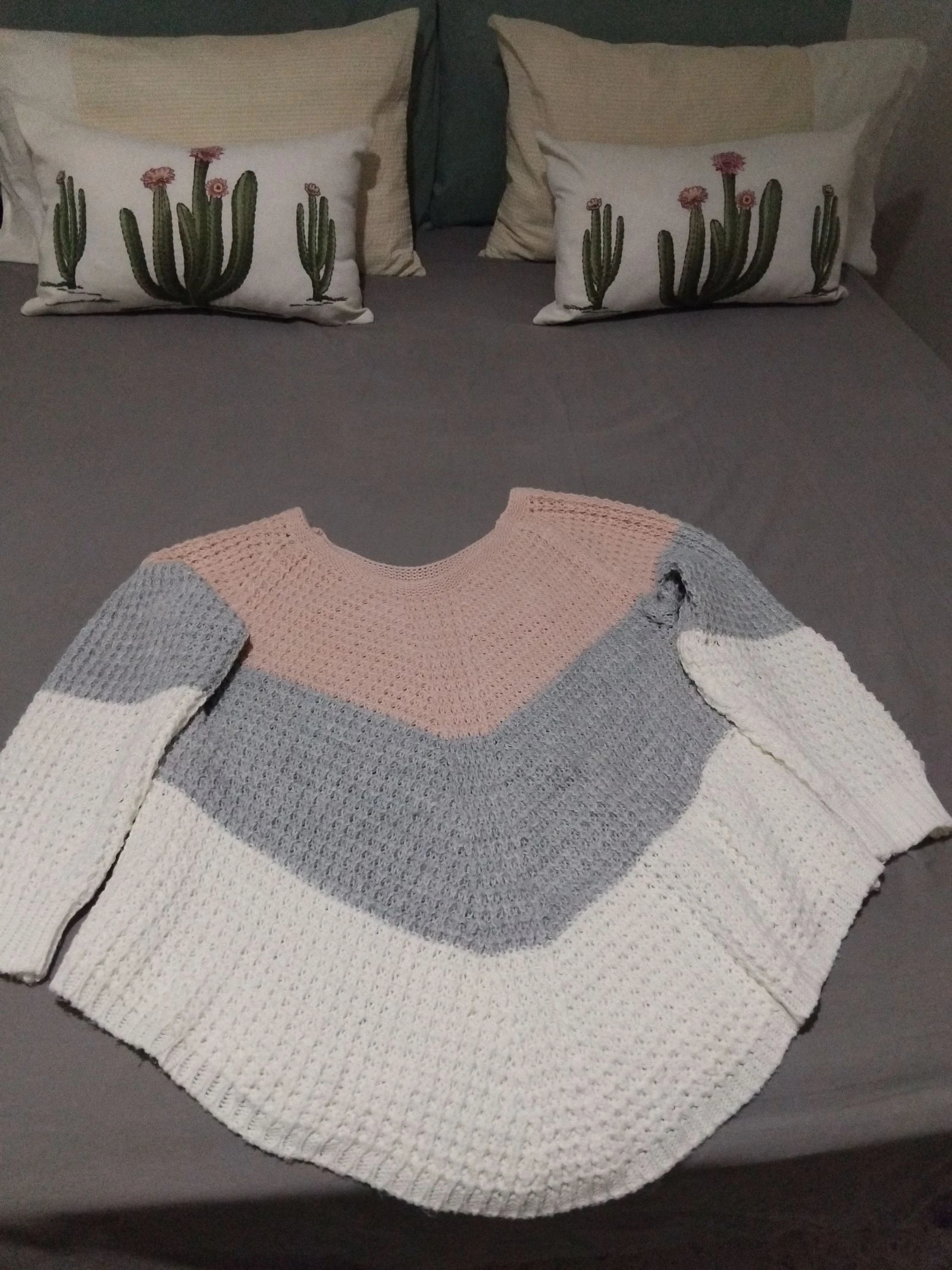 Jersey de Lana ,solo hago envíos x Correos oficina y domicilio 